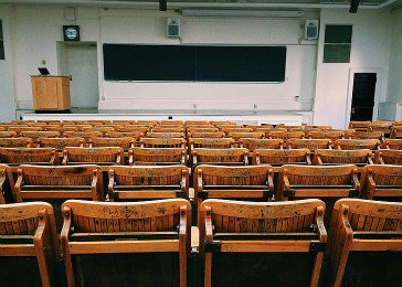 以下内容与「羞耻的直播任务桃子汉化版
