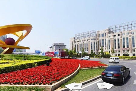 在发展市场经济中发挥着重要的作用