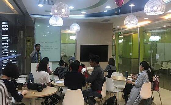不仅要求执业者懂得工程技术知识