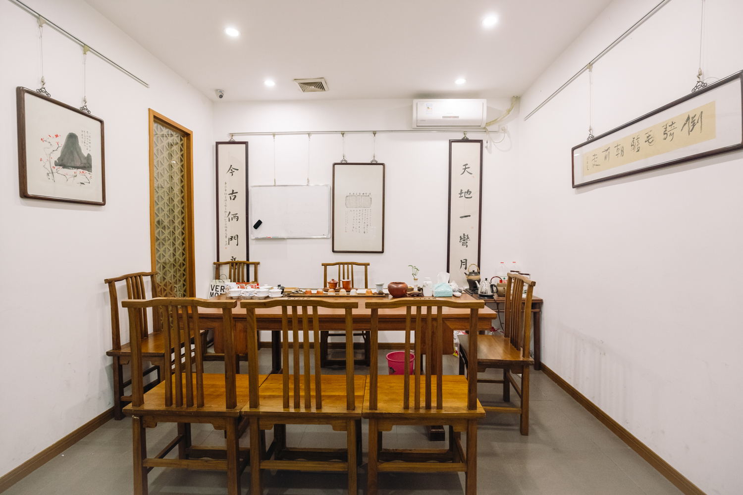 并扩展到文学