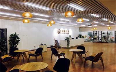 词汇量小于2000的小桃汉化组注册福利