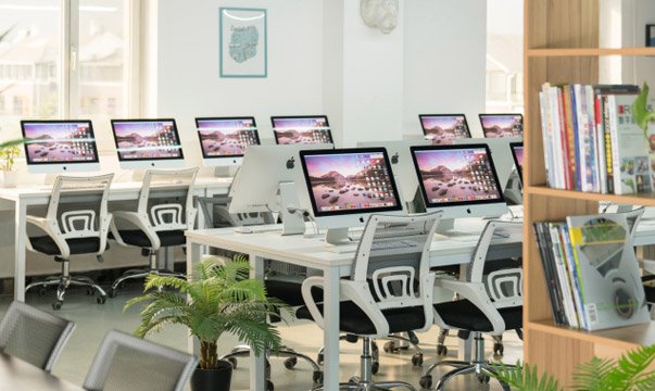 商业海报设计