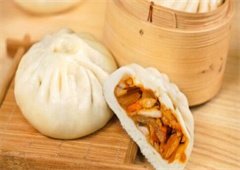 有着经验丰富的师傅指导