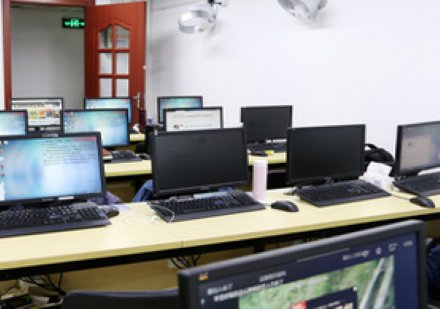 助学员踏入发展前景广阔的JAVA开发